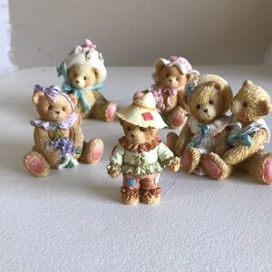 Cherished Teddies Firgurines
